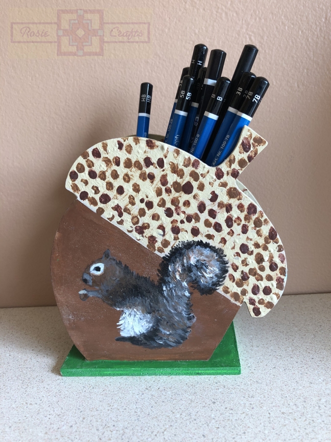 Rosie Crafts Squirrel Pencil Holder